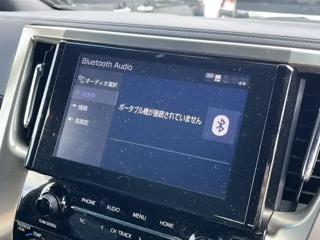 トヨタ アルファード S タイプゴールドⅢ 滋賀県 2022(令4)年 5万km ブラック 純正9インチナビ/【Bluetooth/Miracast/USB】/サンルーフ/両側パワースライドドア/トヨタセーフティセンス/・プリクラッシュセーフティ/・レーダークルーズコントロール/・レーンディパーチャーアラート/・オートマチックハイビーム/バックカメラ/LEDヘッドライト/ブラインドスポットモニター/クリアランスソナー/ハーフレザーシート/ビルトインETC/前後ドライブレコーダー/純正フロアマット/プッシュスタート/スマートキー/ステアリングリモコン