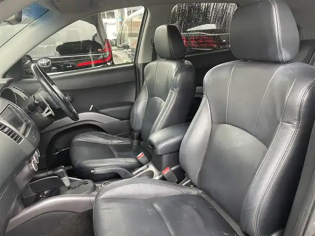 三菱 アウトランダー G 宮城県 2006(平18)年 17.3万km ミディアムパープリッシュグレーマイカ