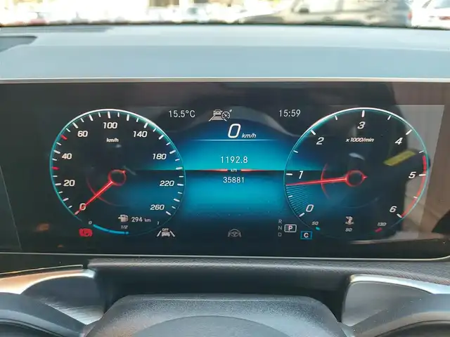 メルセデス・ベンツ ＧＬＢ２００ｄ AMGライン 滋賀県 2020(令2)年 3.6万km マウンテングレー ＡＭＧライン/ハーフレザー/・メモリ付きパワーシート/・シートヒーター/レーダーセーフティＰＫＧ/ＡＣＣ/ＢＳＭ/３６０°カメラ/アンビエントライト/純正ナビ（ＢＴ／ＤＴＶ／）/パワーバックドア/純正19インチAW/ドライブレコーダー/ETC2.0