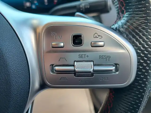 メルセデス・ベンツ ＧＬＢ２００ｄ AMGライン 滋賀県 2020(令2)年 3.6万km マウンテングレー ＡＭＧライン/ハーフレザー/・メモリ付きパワーシート/・シートヒーター/レーダーセーフティＰＫＧ/ＡＣＣ/ＢＳＭ/３６０°カメラ/アンビエントライト/純正ナビ（ＢＴ／ＤＴＶ／）/パワーバックドア/純正19インチAW/ドライブレコーダー/ETC2.0