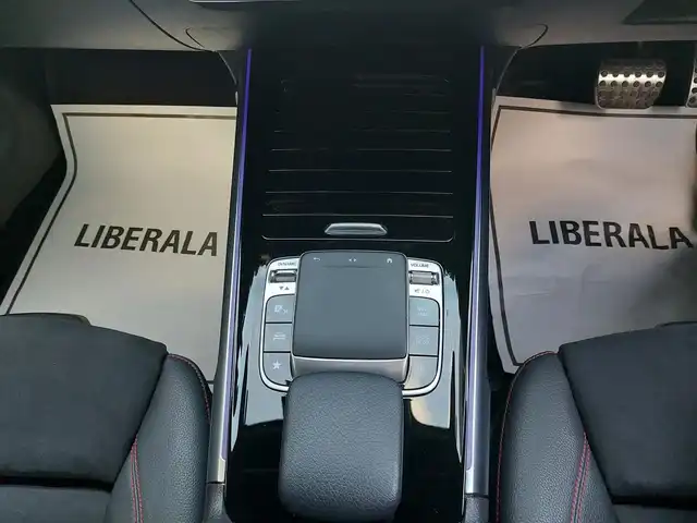 メルセデス・ベンツ ＧＬＢ２００ｄ AMGライン 滋賀県 2020(令2)年 3.6万km マウンテングレー ＡＭＧライン/ハーフレザー/・メモリ付きパワーシート/・シートヒーター/レーダーセーフティＰＫＧ/ＡＣＣ/ＢＳＭ/３６０°カメラ/アンビエントライト/純正ナビ（ＢＴ／ＤＴＶ／）/パワーバックドア/純正19インチAW/ドライブレコーダー/ETC2.0