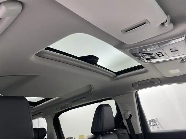 トヨタ アルファード S Cパッケージ 埼玉県 2021(令3)年 4.7万km ホワイトパールクリスタルシャイン サンルーフ　純正９型ナビ　ＡＣ１００Ｖ　三眼　両側パワースライドドア　シートヒーター　ベンチレーション　前後ドライブレコーダー　パワーシート　電動リアゲート　フルセグＴＶ　ＥＴＣ