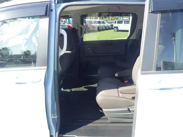 ホンダ フリード ハイブリット G ホンダセンシング 千葉県 2022(令4)年 2.5万km シーグラスブルーパール ホンダセンシング/・衝突軽減ブレーキ（CMBS）/・車線維持支援システム（LKAS）/・アダプティブクルーズコントロール（ACC）/・後方誤発進抑制機能/・誤発進抑制機能/両側パワースライドドア/純正メモリーナビ/地デジTV/【DVD/CD再生機能　Bluetooth接続】/バックカメラ/ドライブレコーダー（前後撮影）/ETC/LEDヘッドライト/ウインカーミラー/リアコーナーセンサー/Honda スマートキー