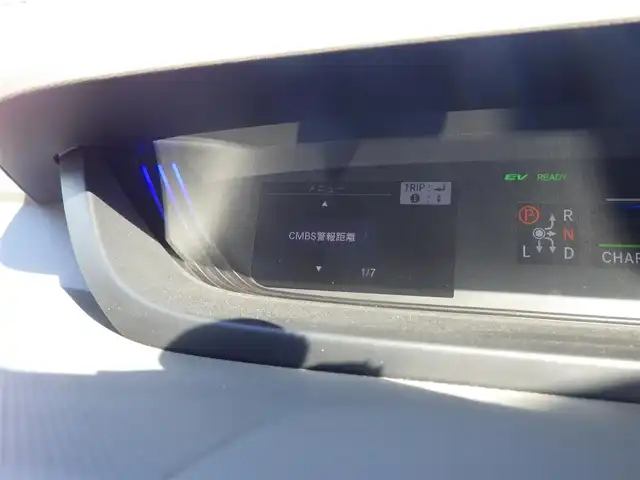 ホンダ フリード ハイブリット G ホンダセンシング 千葉県 2022(令4)年 2.5万km シーグラスブルーパール ホンダセンシング/・衝突軽減ブレーキ（CMBS）/・車線維持支援システム（LKAS）/・アダプティブクルーズコントロール（ACC）/・後方誤発進抑制機能/・誤発進抑制機能/両側パワースライドドア/純正メモリーナビ/地デジTV/【DVD/CD再生機能　Bluetooth接続】/バックカメラ/ドライブレコーダー（前後撮影）/ETC/LEDヘッドライト/ウインカーミラー/リアコーナーセンサー/Honda スマートキー