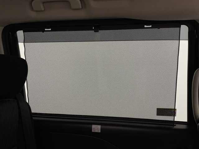 日産 セレナ e－パワー ハイウェイスター V 鹿児島県 2020(令2)年 3.2万km ダイヤモンドブラック 純正インチナビ/（AM/FM/CD/DVD/Bluetooth/フルセグ）/プロパイロット/アラウンドビューモニター/デジタルインナーミラー/両側パワースライドドア/ETC2.0/セーフティパックB/オートホールド/電子パーキング/ハーフレザーシート/パーキングアシスト/純正ドライブレコーダー/スマートキー/LEDヘッドライト/オートライト/オートハイビーム