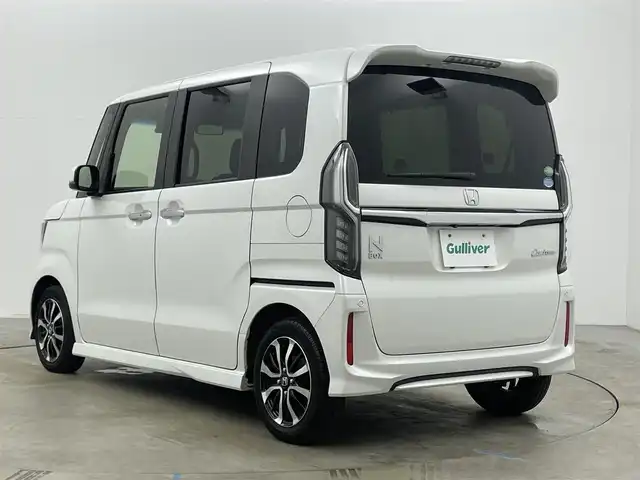 ホンダ Ｎ ＢＯＸ カスタム G EX ホンダセンシング 岡山県 2018(平30)年 2.9万km プラチナホワイトパール 純正ナビ　VXU-195NBi/地デジ/Bluetooth/CD/DVD/バックカメラ/ホンダセンシング/両側パワースライドドア/純正前方ドラレコ/純正フロアマット/LEDヘッドライト/オートライト/ビルトインETC/衝突軽減ブレーキ/プッシュスタート/スマートキー/レーンアシスト