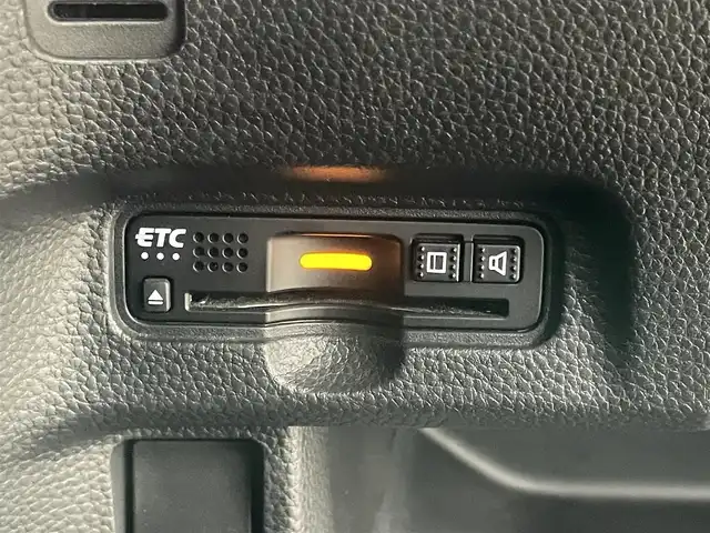 ホンダ Ｎ ＢＯＸ カスタム G EX ホンダセンシング 岡山県 2018(平30)年 2.9万km プラチナホワイトパール 純正ナビ　VXU-195NBi/地デジ/Bluetooth/CD/DVD/バックカメラ/ホンダセンシング/両側パワースライドドア/純正前方ドラレコ/純正フロアマット/LEDヘッドライト/オートライト/ビルトインETC/衝突軽減ブレーキ/プッシュスタート/スマートキー/レーンアシスト