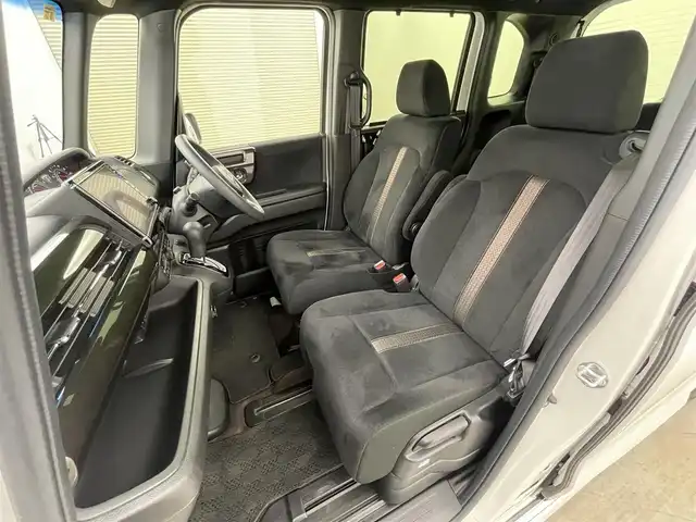 ホンダ Ｎ ＢＯＸ カスタム G EX ホンダセンシング 岡山県 2018(平30)年 2.9万km プラチナホワイトパール 純正ナビ　VXU-195NBi/地デジ/Bluetooth/CD/DVD/バックカメラ/ホンダセンシング/両側パワースライドドア/純正前方ドラレコ/純正フロアマット/LEDヘッドライト/オートライト/ビルトインETC/衝突軽減ブレーキ/プッシュスタート/スマートキー/レーンアシスト