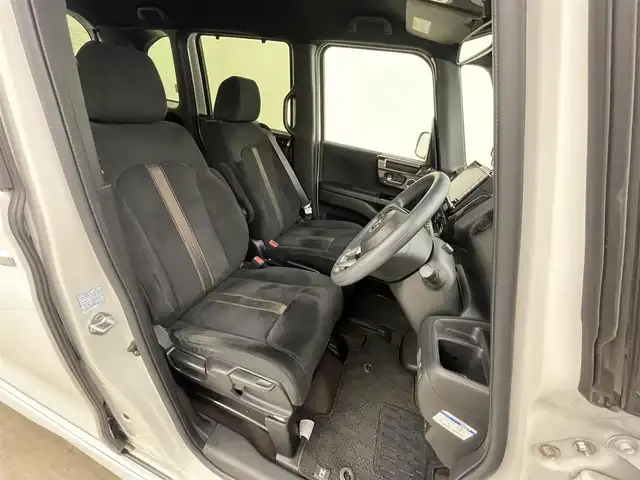 ホンダ Ｎ ＢＯＸ カスタム G EX ホンダセンシング 岡山県 2018(平30)年 2.9万km プラチナホワイトパール 純正ナビ　VXU-195NBi/地デジ/Bluetooth/CD/DVD/バックカメラ/ホンダセンシング/両側パワースライドドア/純正前方ドラレコ/純正フロアマット/LEDヘッドライト/オートライト/ビルトインETC/衝突軽減ブレーキ/プッシュスタート/スマートキー/レーンアシスト