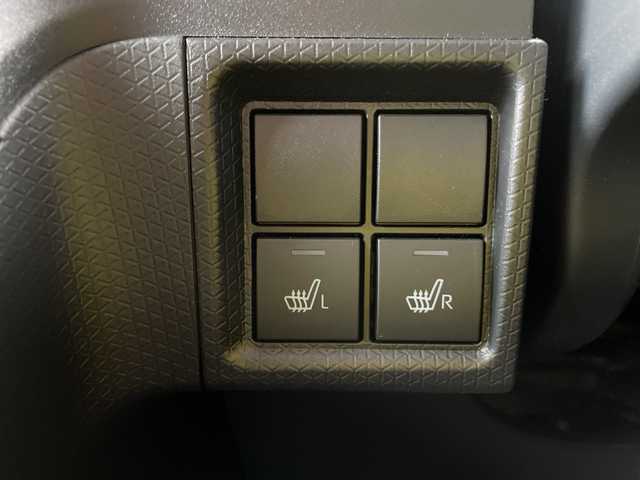 スバル シフォン トライ 石川県 2024(令6)年 0.3万km パール 社外メモリーナビ　フルセグＴＶ　バックカメラ　ＬＥＤヘッドライト　ＥＴＣ　ドライブレコーダー　スマートキー　両側パワースライド　シートヒーター　ルーフレール　純正アルミホイール　Ｐスタート