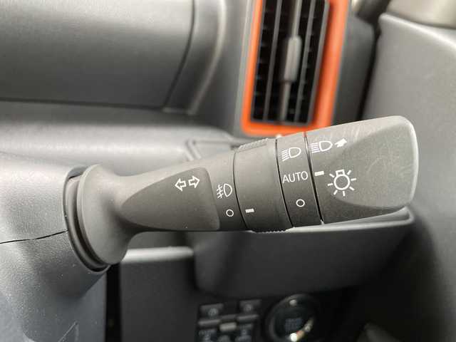 スバル シフォン トライ 石川県 2024(令6)年 0.3万km パール 社外メモリーナビ　フルセグＴＶ　バックカメラ　ＬＥＤヘッドライト　ＥＴＣ　ドライブレコーダー　スマートキー　両側パワースライド　シートヒーター　ルーフレール　純正アルミホイール　Ｐスタート