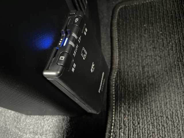 スバル シフォン トライ 石川県 2024(令6)年 0.3万km パール 社外メモリーナビ　フルセグＴＶ　バックカメラ　ＬＥＤヘッドライト　ＥＴＣ　ドライブレコーダー　スマートキー　両側パワースライド　シートヒーター　ルーフレール　純正アルミホイール　Ｐスタート