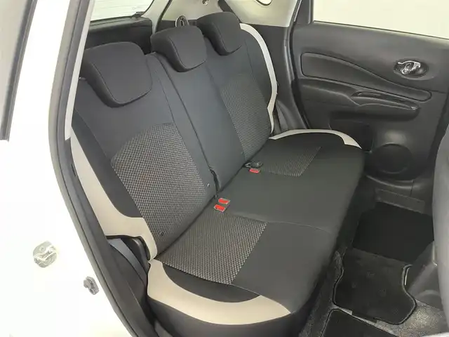日産 ノート e－パワー X 埼玉県 2018(平30)年 5.5万km ホワイト 純正メモリナビ/【フルセグTV/SD/FM/AM/Bluetooth// CD/WALKMAN/USB/iPod】/バックカメラ/エマージェンシーブレーキ/レーンキープアシスト/コーナーセンサー/前後ドライブレコーダー/ETC/横滑り防止装置/ステアリングスイッチ/スペアキー×1/スマートキー