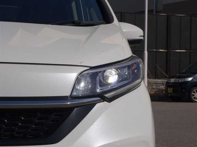 ホンダ フリード G ホンダセンシング 山形県 2021(令3)年 2.4万km プラチナホワイトパール 4WD/ホンダセンシング/純正メモリナビ/　　【CD DVD BT フルセグ USB】/バックカメラ/両側パワースライドドア/ETC/レーダークルーズコントロール/LEDオートヘッドライト/シートヒーター/レザー調シートカバー/アイドリングストップ/ステアリングスイッチ/電動格納ウィンカーミラー/ミラーヒーター/スマートキー