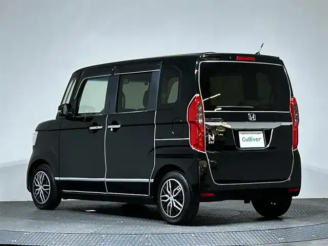 ホンダ Ｎ ＢＯＸ G L 愛媛県 2018(平30)年 1万km 黒 純正ＳＤナビ　（ＤＶＤ　ＣＤ　ＳＤ）ワンセグＴＶ　ＥＴＣ　スペアーキー　片側スライド　ＬＥＤヘッドライト　布シート　パワーステアリング　パワーウィンドウ　バックカメラ　エンジンスタートボタン