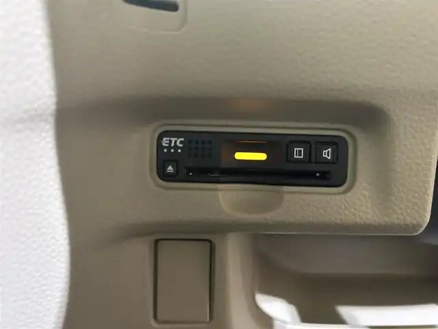 ホンダ Ｎ ＢＯＸ G L 愛媛県 2018(平30)年 1万km 黒 純正ＳＤナビ　（ＤＶＤ　ＣＤ　ＳＤ）ワンセグＴＶ　ＥＴＣ　スペアーキー　片側スライド　ＬＥＤヘッドライト　布シート　パワーステアリング　パワーウィンドウ　バックカメラ　エンジンスタートボタン