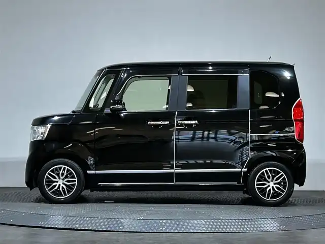 ホンダ Ｎ ＢＯＸ G L 愛媛県 2018(平30)年 1万km 黒 純正ＳＤナビ　（ＤＶＤ　ＣＤ　ＳＤ）ワンセグＴＶ　ＥＴＣ　スペアーキー　片側スライド　ＬＥＤヘッドライト　布シート　パワーステアリング　パワーウィンドウ　バックカメラ　エンジンスタートボタン