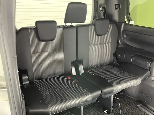 トヨタ ヴォクシー ハイブリッド ZS 煌Ⅱ 愛知県 2020(令2)年 6万km ホワイトパールクリスタルシャイン 純正１０型ナビ　フルセグＴＶ　シートヒーター　バックカメラ　ハーフレザーシート　両側パワスラ　セーフティセンス　衝突軽減装置　クルコン　車線逸脱　ＬＥＤオートライト　コーナーセンサー　フォグ　禁煙車
