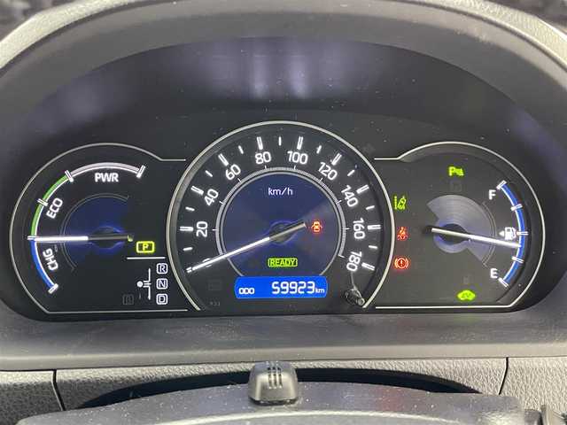 トヨタ ヴォクシー ハイブリッド ZS 煌Ⅱ 愛知県 2020(令2)年 6万km ホワイトパールクリスタルシャイン 純正１０型ナビ　フルセグＴＶ　シートヒーター　バックカメラ　ハーフレザーシート　両側パワスラ　セーフティセンス　衝突軽減装置　クルコン　車線逸脱　ＬＥＤオートライト　コーナーセンサー　フォグ　禁煙車