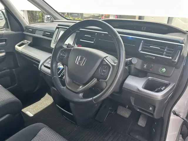 ホンダ ステップワゴン スパーダ 福島県 2015(平27)年 12万km スーパープラチナメタリック ワンオーナー/社外オーディオ/・ＣＤ/・ＤＶＤ/・Ｂｌｕｅｔｏｏｔｈ/・ＵＳＢ/バックカメラ/片側パワースライドドア/わくわくリアゲート/クルーズコントロール/社外ＥＴＣ/社外ドライブレコーダー(前)/社外後席モニター(フリップダウン)/プッシュスタート/・スペアキーあり/保証書/取扱説明書