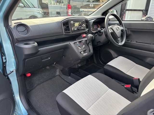 ダイハツ ミラ イース L SAⅢ 福岡県 2019(平31)年 1.6万km スカイブルーメタリック オーディオ/（CD/Bluetooth）/横滑り防止/衝突軽減/アイドリングストップ/オートマチックハイビーム/パーキングアシスト/スペアキー×１/純正フロアマット/保証書/取扱説明書