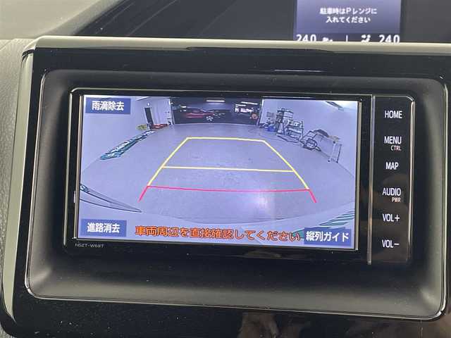 トヨタ エスクァイア Xi 埼玉県 2019(平31)年 5.2万km ホワイトパールクリスタルシャイン 純正ＳＤナビ/NSZT-W68T/　地図SDない為動作未確認/Bluetooth/CD/フルセグ/バックカメラ/片側パワースライドドア/クルーズコントロール/ビルドインETC/レーンキープアシスト/スマートキー/プッシュスタート/取扱説明書