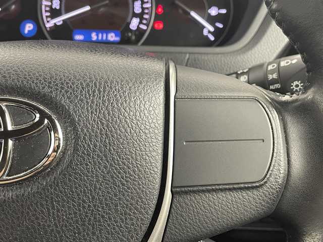 トヨタ エスクァイア Xi 埼玉県 2019(平31)年 5.2万km ホワイトパールクリスタルシャイン 純正ＳＤナビ/NSZT-W68T/　地図SDない為動作未確認/Bluetooth/CD/フルセグ/バックカメラ/片側パワースライドドア/クルーズコントロール/ビルドインETC/レーンキープアシスト/スマートキー/プッシュスタート/取扱説明書