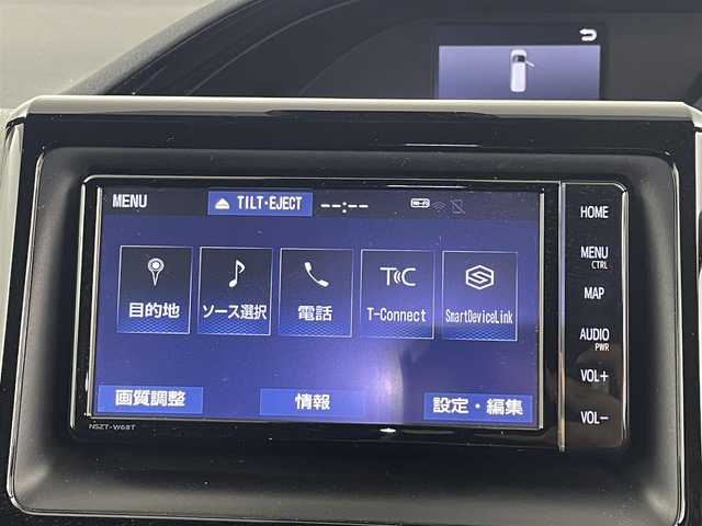 トヨタ エスクァイア Xi 埼玉県 2019(平31)年 5.2万km ホワイトパールクリスタルシャイン 純正ＳＤナビ/NSZT-W68T/　地図SDない為動作未確認/Bluetooth/CD/フルセグ/バックカメラ/片側パワースライドドア/クルーズコントロール/ビルドインETC/レーンキープアシスト/スマートキー/プッシュスタート/取扱説明書