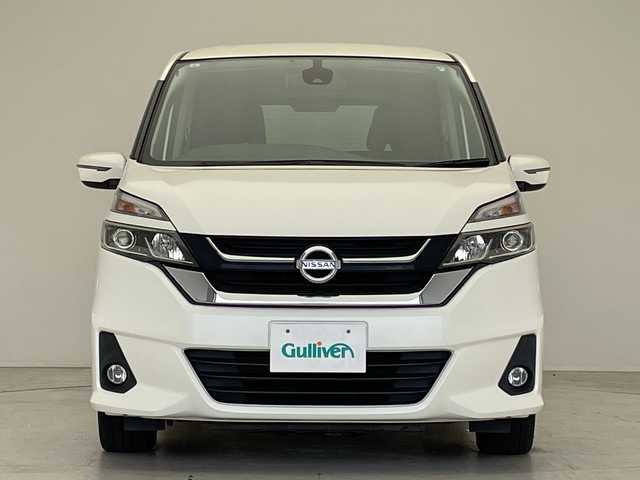 日産 セレナ S 愛知県 2017(平29)年 6.9万km ブリリアントホワイトパール SDナビ/片側パワースライド/クルーズコントロール/LEDヘッドライト/リアオートエアコン/ETC/衝突軽減システム/フルセグ/CD DVD/Bluetooth/ステアリングスイッチ/スマートキー/プッシュスタート