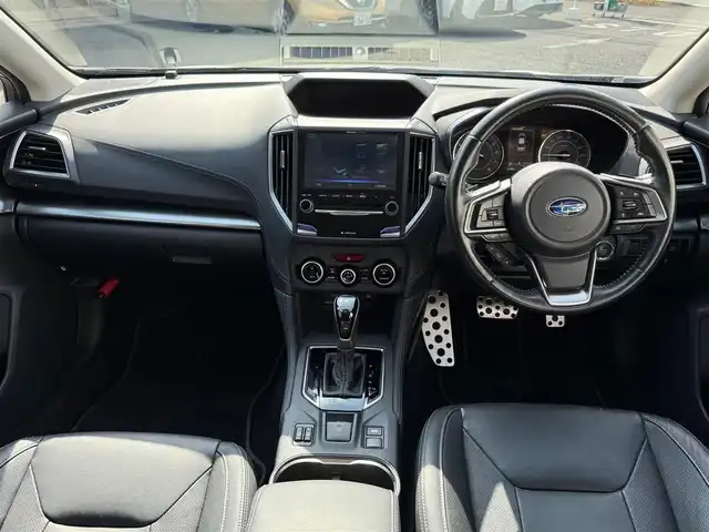 スバル インプレッサ スポーツ 2．0i－S アイサイト 静岡県 2017(平29)年 7.8万km クリスタルホワイトP 走行77676キロ（登録時）/検査令和8年2月19日まで/アイサイト/ブラックレザーシート/DOPパナソニック製/　8型SDナビ・フルセグTV/Bluetoothオーディオ/DVD再生/バックカメラ/ETC/ドライブレコーダー/スマートキー×2/プッシュスタート/クルーズコントロール/パドルシフト/前席シートヒーター/前席パワーシート/LEDヘッドライト/フォグランプ/ウィンカードアミラー/nanoe/純正18インチアルミホイール/トノカバー/WエアB＋サイドエアB/車両取説＋ナビ取説あり/新車時保証あり