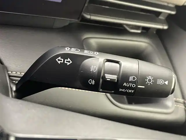 日産 セレナ e－パワー ハイウェイスター V 熊本県 2023(令5)年 3.2万km ワイン 色番号（NBL）/ワンオーナー/禁煙車/純正ナビ/（フルセグ/BT/FM/AM）/全方位カメラ　/ETC2.0/純正フリップダウンモニター/純正前後ドライブレコーダー/デジタルインナーミラー/プロパイロット/アダプティブクルーズコントロール/レーンキープアシスト/オートマチックハイビーム/ブラインドルポットモニター/オートホールド/両側パワースライドドア/シートヒーター（1列目、2列目）/ステアリングヒーター/前後コーナーセンサー/スマートキー/スペアキー1本/純正フロアマット/純正１６インチアルミ/保証書/取扱説明書