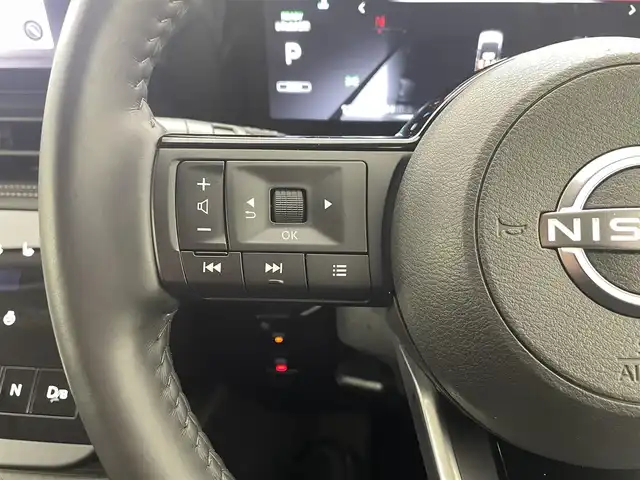 日産 セレナ e－パワー ハイウェイスター V 熊本県 2023(令5)年 3.2万km ワイン 色番号（NBL）/ワンオーナー/禁煙車/純正ナビ/（フルセグ/BT/FM/AM）/全方位カメラ　/ETC2.0/純正フリップダウンモニター/純正前後ドライブレコーダー/デジタルインナーミラー/プロパイロット/アダプティブクルーズコントロール/レーンキープアシスト/オートマチックハイビーム/ブラインドルポットモニター/オートホールド/両側パワースライドドア/シートヒーター（1列目、2列目）/ステアリングヒーター/前後コーナーセンサー/スマートキー/スペアキー1本/純正フロアマット/純正１６インチアルミ/保証書/取扱説明書