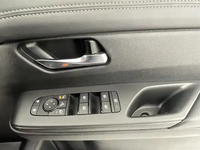 日産 セレナ e－パワー ハイウェイスター V 熊本県 2023(令5)年 3.2万km ワイン 色番号（NBL）/ワンオーナー/禁煙車/純正ナビ/（フルセグ/BT/FM/AM）/全方位カメラ　/ETC2.0/純正フリップダウンモニター/純正前後ドライブレコーダー/デジタルインナーミラー/プロパイロット/アダプティブクルーズコントロール/レーンキープアシスト/オートマチックハイビーム/ブラインドルポットモニター/オートホールド/両側パワースライドドア/シートヒーター（1列目、2列目）/ステアリングヒーター/前後コーナーセンサー/スマートキー/スペアキー1本/純正フロアマット/純正１６インチアルミ/保証書/取扱説明書