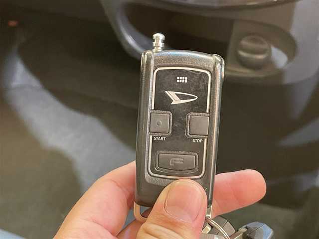 ダイハツ タント カスタム X トップED SAⅡ 佐賀県 2016(平28)年 10.4万km パールホワイトⅢ (株)IDOMが運営する【じしゃロン佐賀店】の自社ローン対象車両になります。こちらは現金ご利用時の価格です。/自社ローンご希望の方は別途その旨お申付け下さい。/左側パワースライドドア/スマートアシストII/衝突回避支援ブレーキ/車線逸脱警報/誤発進抑制機能/先行車発信お知らせ機能/横滑り防止装置/アイドリングストップ/オートエアコン/ロールサンシェード/エンジンスターター/純正ナビ/フルセグTV/バックカメラ/ETC/LEDヘッドライト/フォグライト/純正14インチアルミホイール/純正フロアマット