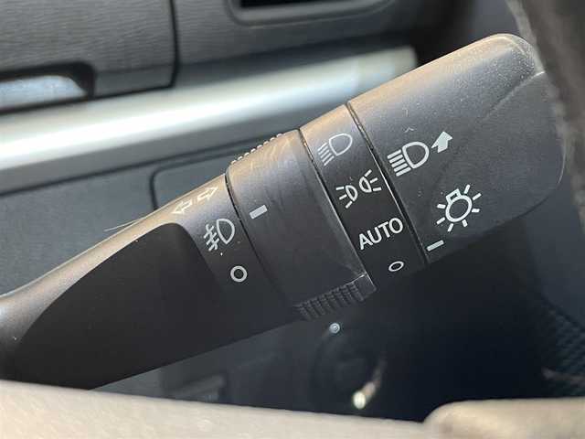 ダイハツ タント カスタム X トップED SAⅡ 佐賀県 2016(平28)年 10.4万km パールホワイトⅢ (株)IDOMが運営する【じしゃロン佐賀店】の自社ローン対象車両になります。こちらは現金ご利用時の価格です。/自社ローンご希望の方は別途その旨お申付け下さい。/左側パワースライドドア/スマートアシストII/衝突回避支援ブレーキ/車線逸脱警報/誤発進抑制機能/先行車発信お知らせ機能/横滑り防止装置/アイドリングストップ/オートエアコン/ロールサンシェード/エンジンスターター/純正ナビ/フルセグTV/バックカメラ/ETC/LEDヘッドライト/フォグライト/純正14インチアルミホイール/純正フロアマット