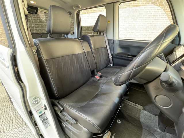 ダイハツ タント カスタム X トップED SAⅡ 佐賀県 2016(平28)年 10.4万km パールホワイトⅢ (株)IDOMが運営する【じしゃロン佐賀店】の自社ローン対象車両になります。こちらは現金ご利用時の価格です。/自社ローンご希望の方は別途その旨お申付け下さい。/左側パワースライドドア/スマートアシストII/衝突回避支援ブレーキ/車線逸脱警報/誤発進抑制機能/先行車発信お知らせ機能/横滑り防止装置/アイドリングストップ/オートエアコン/ロールサンシェード/エンジンスターター/純正ナビ/フルセグTV/バックカメラ/ETC/LEDヘッドライト/フォグライト/純正14インチアルミホイール/純正フロアマット