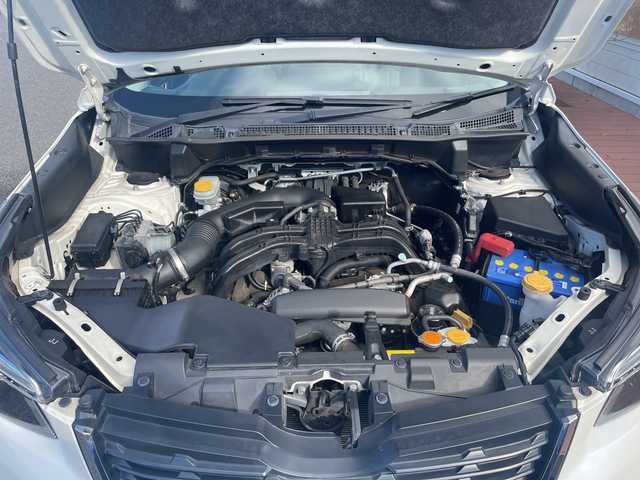 スバル フォレスター プレミアム 茨城県 2018(平30)年 9.5万km クリスタルホワイトP 純正ナビ　/-BT/TV/AM/衝突軽減システム　/バックカメラ　/デジタルインナーミラー　/コーナーセンサー前後　/電動リアゲート/ＬＥＤヘッドライト　/レーダークルーズコントロール/D席N席パワーシート　/D席N席シートヒーター　/ステアリングヒーター/LEDヘッドライト/レザーシート/プッシュスタート