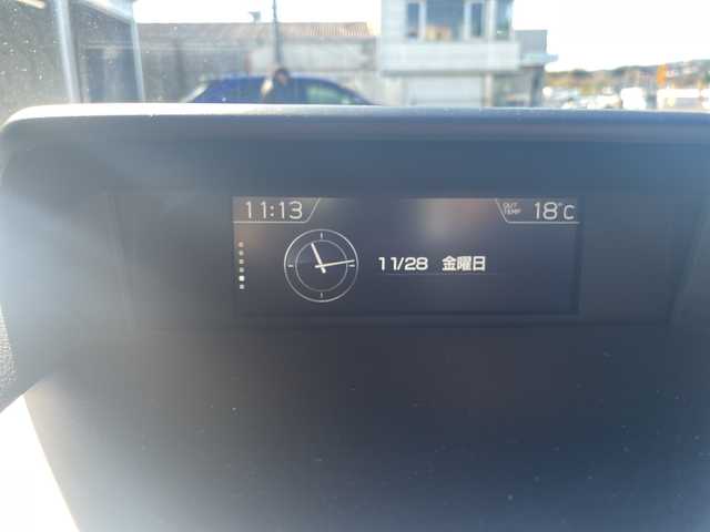 スバル フォレスター プレミアム 茨城県 2018(平30)年 9.5万km クリスタルホワイトP 純正ナビ　/-BT/TV/AM/衝突軽減システム　/バックカメラ　/デジタルインナーミラー　/コーナーセンサー前後　/電動リアゲート/ＬＥＤヘッドライト　/レーダークルーズコントロール/D席N席パワーシート　/D席N席シートヒーター　/ステアリングヒーター/LEDヘッドライト/レザーシート/プッシュスタート