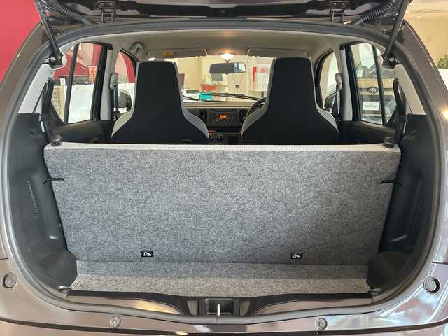 スズキ アルト F 福井県 2017(平29)年 2.3万km アーバンブラウンパールメタリック ４WD/ツインカム/シートヒーター/リモコンキー×2/リアワイパー/純正フロアマット/ヘッドライトレベライザー