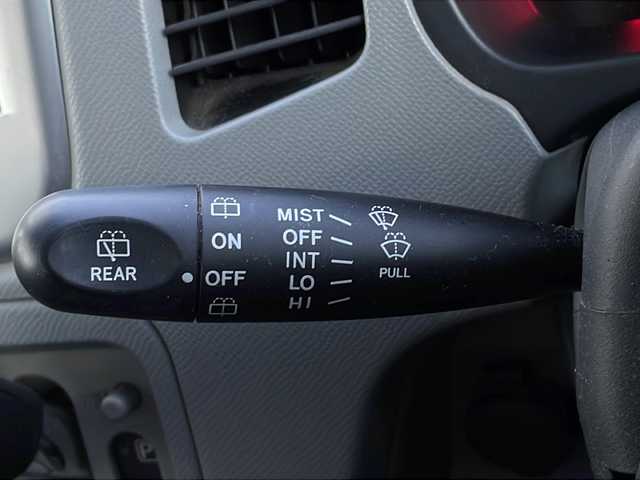 スズキ ワゴンＲ FX 山口県 2011(平23)年 7万km シルキーシルバーメタリック 純正オーディオ/・AM/FM/・CD/純正フロアマット/純正ホイールカバー/電動格納ミラー/ヘッドライトレベライザー/リモコンキー/ドアバイザー/取扱説明書/保証書