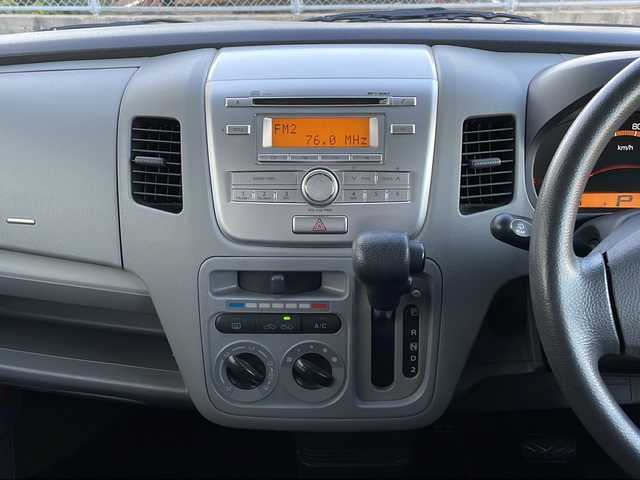 スズキ ワゴンＲ FX 山口県 2011(平23)年 7万km シルキーシルバーメタリック 純正オーディオ/・AM/FM/・CD/純正フロアマット/純正ホイールカバー/電動格納ミラー/ヘッドライトレベライザー/リモコンキー/ドアバイザー/取扱説明書/保証書