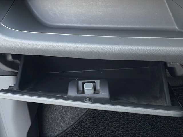 スズキ ワゴンＲ FX 山口県 2011(平23)年 7万km シルキーシルバーメタリック 純正オーディオ/・AM/FM/・CD/純正フロアマット/純正ホイールカバー/電動格納ミラー/ヘッドライトレベライザー/リモコンキー/ドアバイザー/取扱説明書/保証書