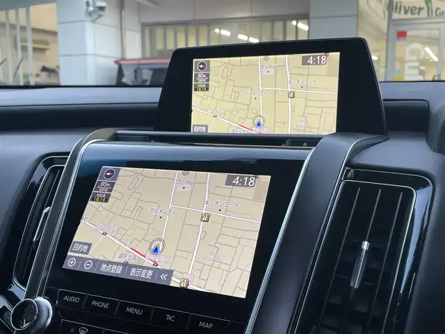 トヨタ クラウン ハイブリッド RS 東京都 2018(平30)年 4.7万km ホワイトパールクリスタルシャイン ワンオーナー/トランクスポイラー/サイドスカート/フロントスポイラー/リアバンパー/マフラー(TRD)/バックカメラ/TコネクトSDナビゲーションシステム/・SD8インチナビ/(フルセグTV/Blu-ray/DVD/USB/AUX/Bluetooth)/セーフティーセンス/・レーントレーシングアシスト/・レーダークルーズコントロール/・プリクラッシュセーフティー/・アダプティブハイビーム/ドライブレコーダー/三眼LEDヘッドランプ/シーケンシャルターンランプ/パワーシート(運転席＆助手席)/シートヒーター(運転席＆助手席)/ステアリングヒーター/革巻きステアリング/パドルシフト/ETC2.0/保証書/取扱説明書/スペアキー×1