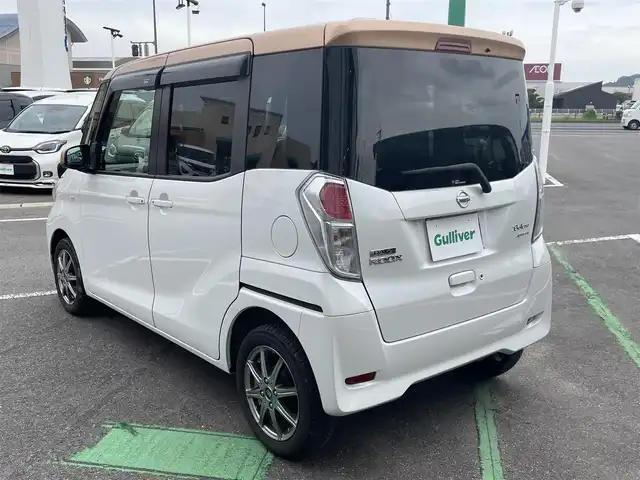 日産 デイズ ルークス ボレロ 長崎県 2017(平29)年 5.9万km ピンクゴールドM/シルキーホワイト 全方位カメラ/純正ナビ/（フルセグ・DVD・CD・SD・BT)/エマージェンシーブレーキ/ETC/両側パワースライドドア/スマートキー/スペアキー/ドライブレコーダー/ステアリングスイッチ/アイドリングストップ/合皮レザーシート/純正フロアマット