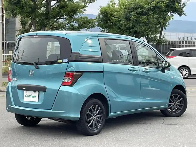 ホンダ フリード スパイク C 長野県 2011(平23)年 7.7万km 青 4WD/社外ナビ/・TV/DVD/バックカメラ/純正フロアマット/社外１５インチAW/リモコンキー/スペアキー１本/取り扱い説明書/保証書
