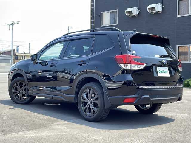 スバル フォレスター X－エディション 道北・旭川 2020(令2)年 5.4万km クリスタルブラックシリカ ・４WD/・禁煙車/・寒冷地仕様/・純正DIATONEサウンドナビ/CD/DVD/フルセグTV/BT/USB/iPad/・パワーバックドア/・ルーフレール/・純正AW冬タイヤ積込/・前席パワーシート/・前席シートヒーター////アイサイト////・プリクラッシュブレーキ/・後退時ブレーキアシスト/・誤発進抑制制御/・エマージェンシーレーンキープアシスト/・車線逸脱抑制/・スバルリヤビークルディテクション/・ステアリング連動ヘッドランプ/・クルーズコントロール/・ドライブレコーダー/・ステアリングヒーター/・ミラーヒーター/・コーナーセンサー/・雨滴感知オートワイパー/・オートライト/・LEDヘッドライト/・保証書＆取扱説明書/・スペアキー