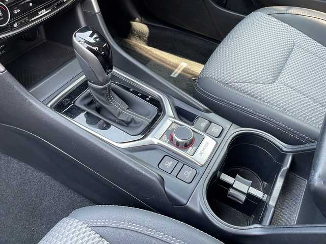 スバル フォレスター X－エディション 道北・旭川 2020(令2)年 5.4万km クリスタルブラックシリカ ・４WD/・禁煙車/・寒冷地仕様/・純正DIATONEサウンドナビ/CD/DVD/フルセグTV/BT/USB/iPad/・パワーバックドア/・ルーフレール/・純正AW冬タイヤ積込/・前席パワーシート/・前席シートヒーター////アイサイト////・プリクラッシュブレーキ/・後退時ブレーキアシスト/・誤発進抑制制御/・エマージェンシーレーンキープアシスト/・車線逸脱抑制/・スバルリヤビークルディテクション/・ステアリング連動ヘッドランプ/・クルーズコントロール/・ドライブレコーダー/・ステアリングヒーター/・ミラーヒーター/・コーナーセンサー/・雨滴感知オートワイパー/・オートライト/・LEDヘッドライト/・保証書＆取扱説明書/・スペアキー