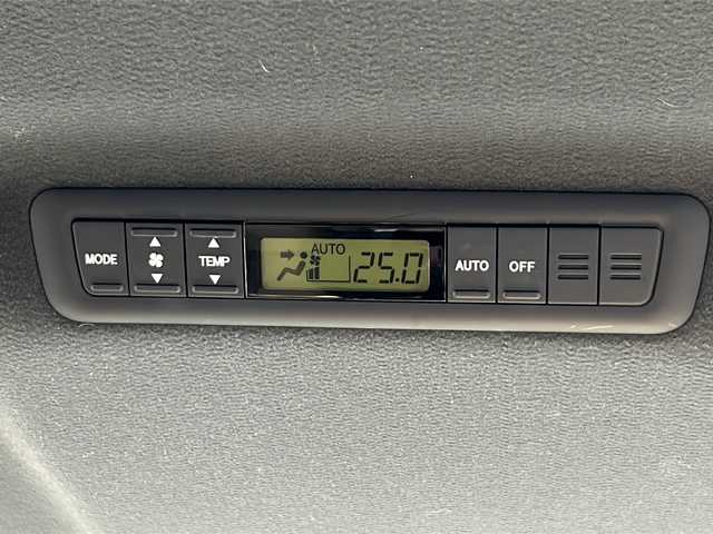 トヨタ エスティマ ハイブリッド アエラス ベリーエディション 岐阜県 2015(平27)年 7.6万km ホワイトパールクリスタルシャイン 純正8型ナビゲーション(NSZA-X64T)/Bluetooth/フルセグ/バックモニター/Wエアコン/両側電動スライドドア/レザーシート/前席シートヒーター/パワーシート/オットマン/ドライブレコーダー/クルーズコントロール/クリアランスソナー/HIDヘッドライト/オートライト/プッシュスタート/スマートキー/スペアキー/４WD/AC１００V/純正アルミ4本積み込みあり
