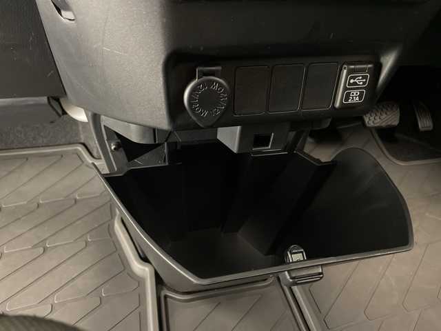 トヨタ ルーミー X 宮崎県 2022(令4)年 2.8万km ブラックマイカメタリック 禁煙車/衝突被害軽減ブレーキ/純正9型ディスプレイオーディオ/（AppleCarPlay/Bluetooth/FMAM/フルセグTV)/純正バックカメラ/純正LEDオートライト/純正ラバーマット/左側電動スライドドア/クリアランスソナー/オートマチックハイビーム/オート電動格納ミラー/スマートキー/プッシュエンジンスタート/新車時保証書/取扱い説明書