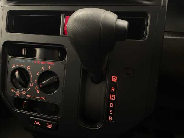 トヨタ ルーミー X 宮崎県 2022(令4)年 2.8万km ブラックマイカメタリック 禁煙車/衝突被害軽減ブレーキ/純正9型ディスプレイオーディオ/（AppleCarPlay/Bluetooth/FMAM/フルセグTV)/純正バックカメラ/純正LEDオートライト/純正ラバーマット/左側電動スライドドア/クリアランスソナー/オートマチックハイビーム/オート電動格納ミラー/スマートキー/プッシュエンジンスタート/新車時保証書/取扱い説明書